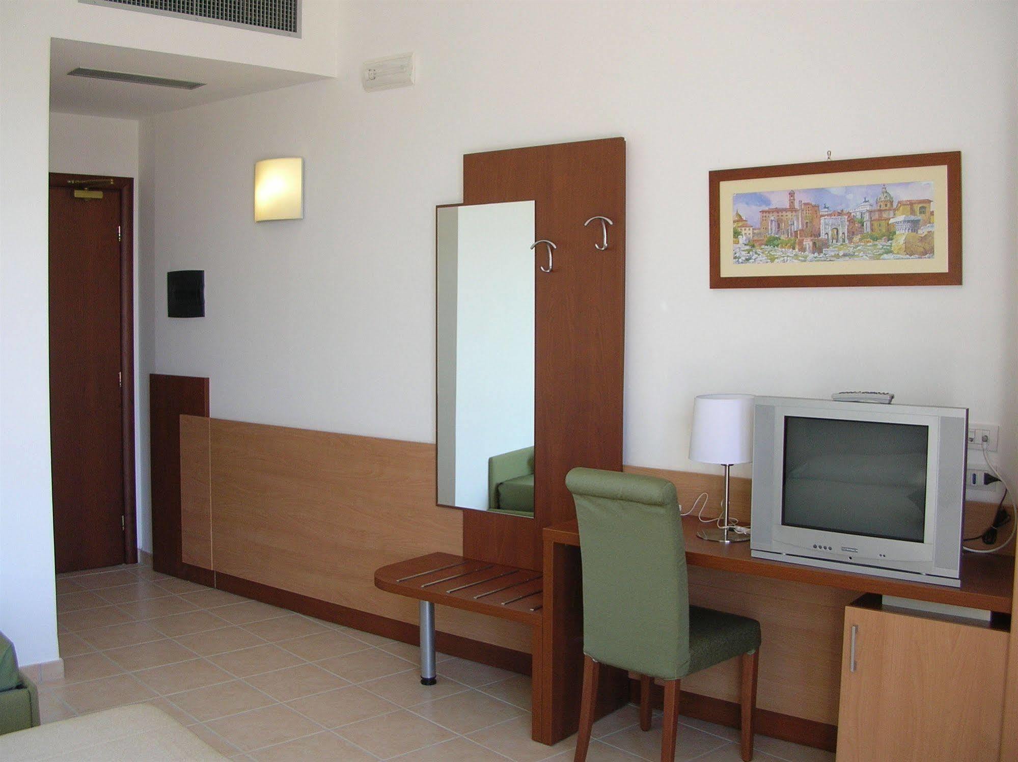 Hermes Hotel Policoro Ngoại thất bức ảnh