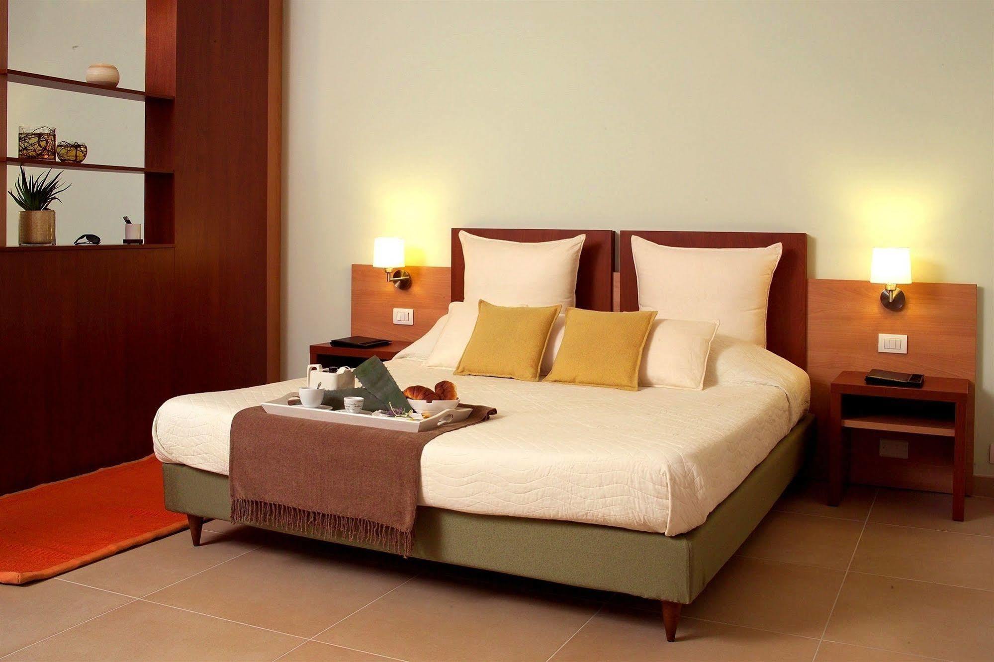 Hermes Hotel Policoro Ngoại thất bức ảnh