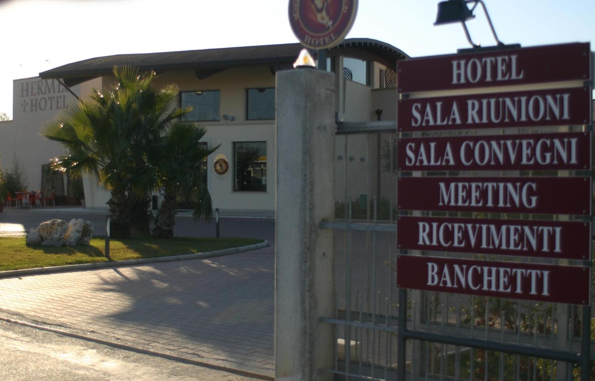 Hermes Hotel Policoro Ngoại thất bức ảnh